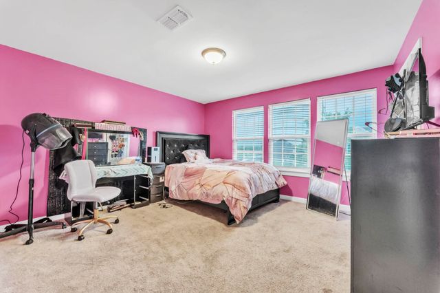 1615 Burtonwood Drive, Moore, SC 29369