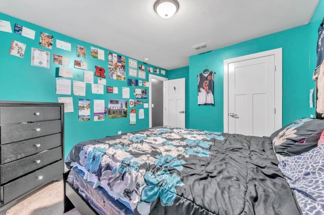 1615 Burtonwood Drive, Moore, SC 29369