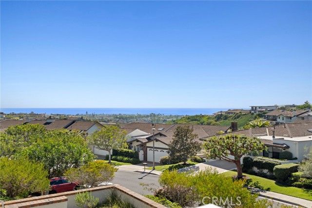 15 Curl Drive, Corona Del Mar (newport Beach), CA 92625