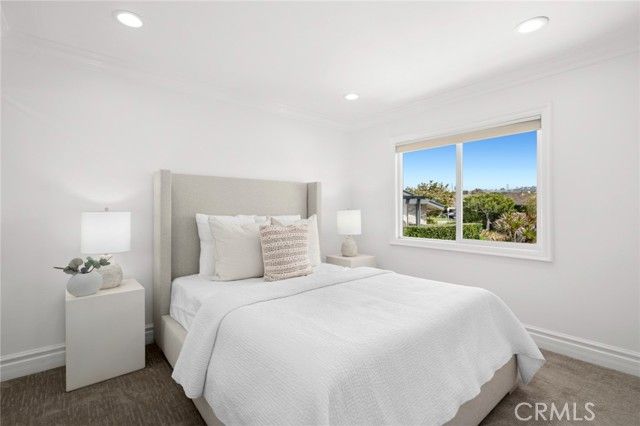 15 Curl Drive, Corona Del Mar (newport Beach), CA 92625