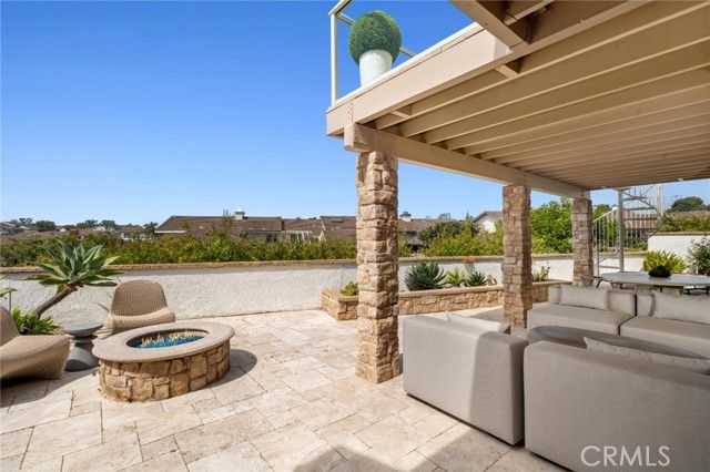 15 Curl Drive, Corona Del Mar (newport Beach), CA 92625