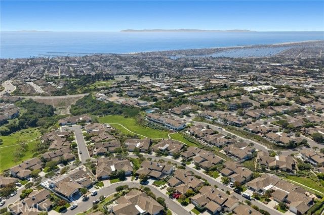 15 Curl Drive, Corona Del Mar (newport Beach), CA 92625