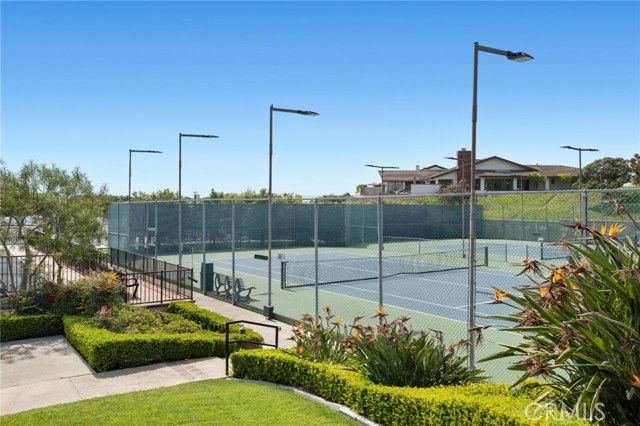 15 Curl Drive, Corona Del Mar (newport Beach), CA 92625