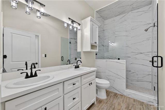 702 W 25th Street, Mission, TX 78572