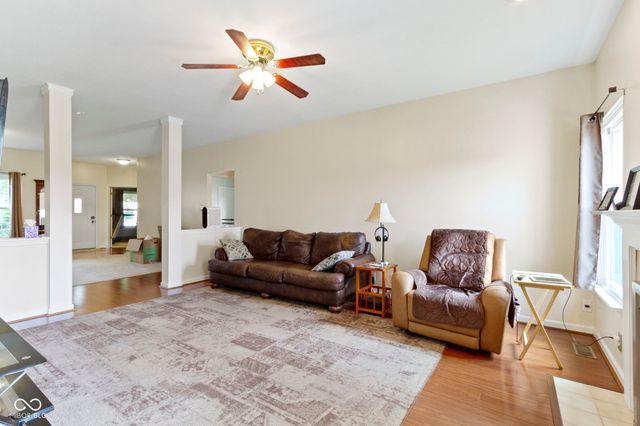 8778 N Deer Crossing Boulevard, Mccordsville, IN 46055