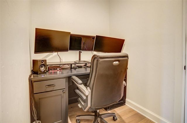 13714 Brook Crossing, Edmond, OK 73025