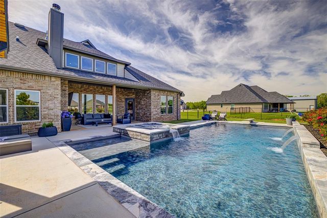 13714 Brook Crossing, Edmond, OK 73025