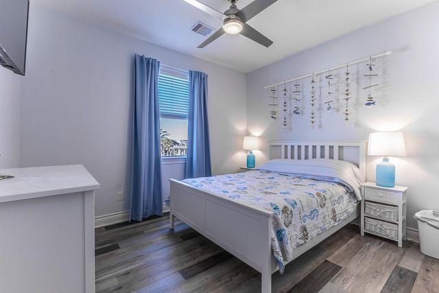 13111 Buccaneer Parkway, Freeport, TX 77541