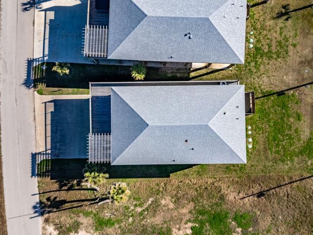 13111 Buccaneer Parkway, Freeport, TX 77541