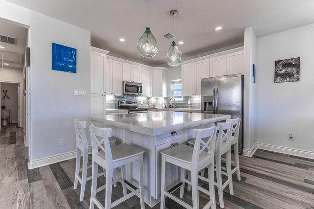 13111 Buccaneer Parkway, Freeport, TX 77541