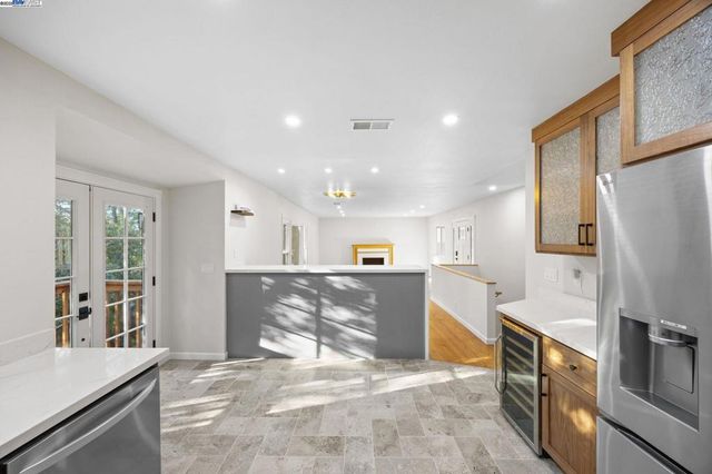 3449 Encina Way, Oakland, CA 94605