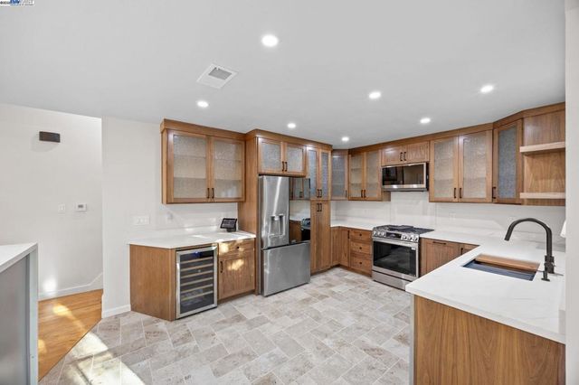 3449 Encina Way, Oakland, CA 94605