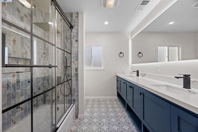 3449 Encina Way, Oakland, CA 94605