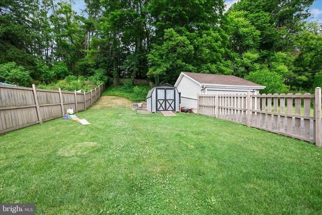 290 TULPEHOCKEN ST, Pine Grove, PA 17963