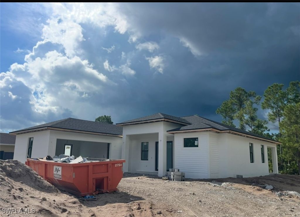 2420 29th AVE NE, Naples, FL 34120
