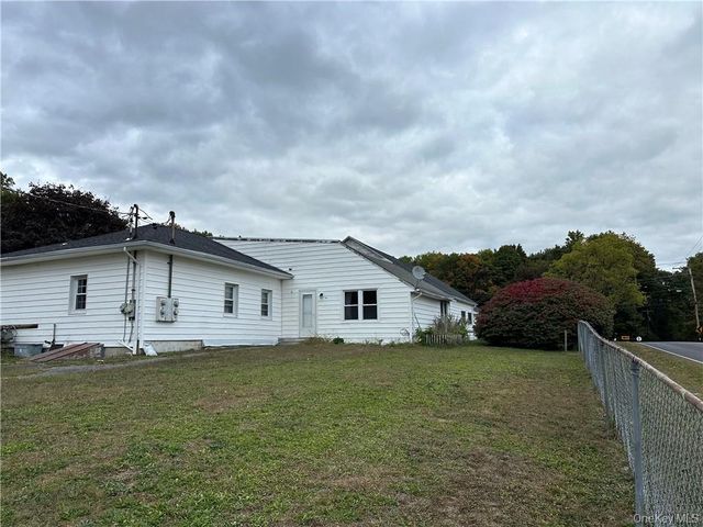 276 Fosler 2A, Highland, NY 12528