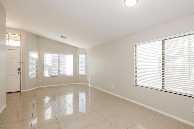 3718 W Burgess Lane, Phoenix, AZ 85041