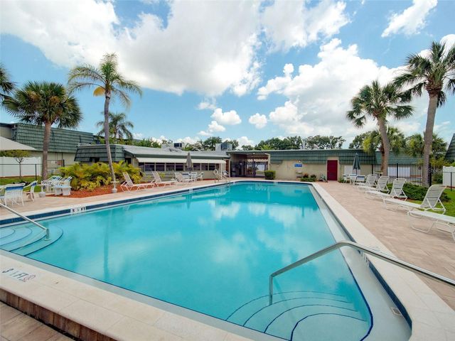 1799 N HIGHLAND AVENUE 114, Clearwater, FL 33755