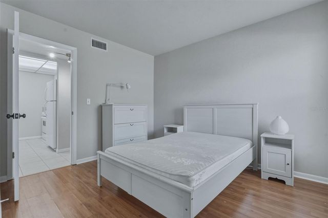 1799 N HIGHLAND AVENUE 114, Clearwater, FL 33755