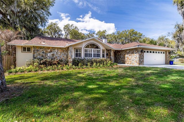 11322 DEAD RIVER ROAD, Tavares, FL 32778