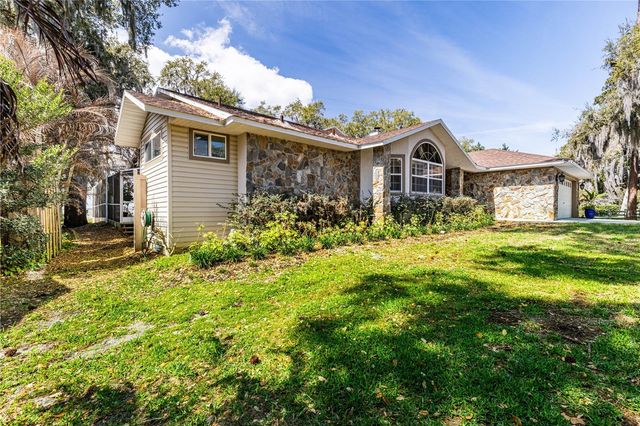 11322 DEAD RIVER ROAD, Tavares, FL 32778