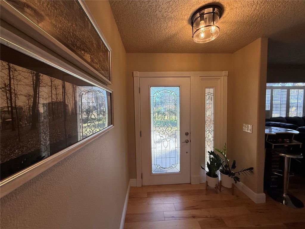 Image 13 of property listing at 11322 DEAD RIVER ROAD, Tavares, FL 32778