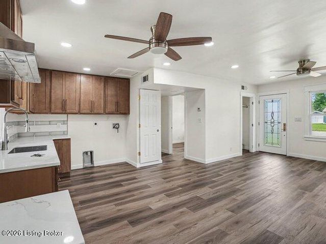 5415 Ilex Ave, Louisville, KY 40213