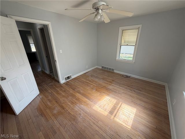 871 E 232nd Street, Euclid, OH 44123