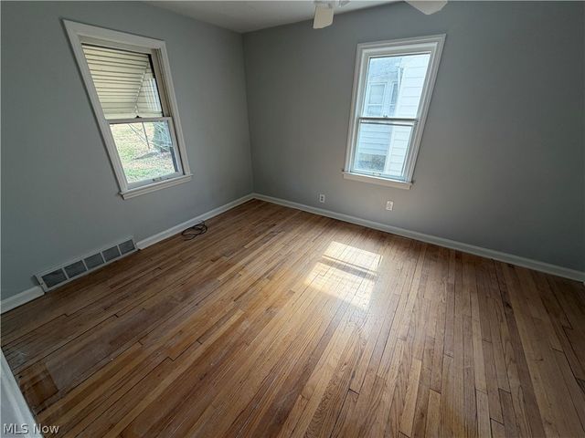 871 E 232nd Street, Euclid, OH 44123