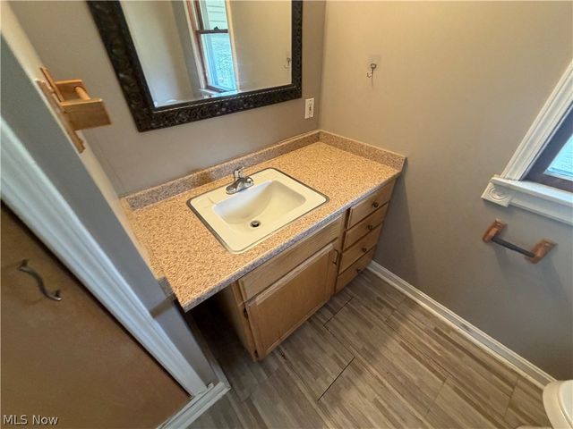 871 E 232nd Street, Euclid, OH 44123