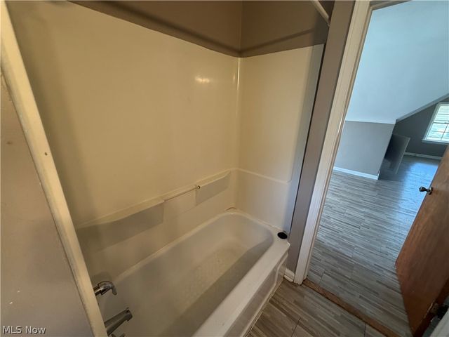 871 E 232nd Street, Euclid, OH 44123