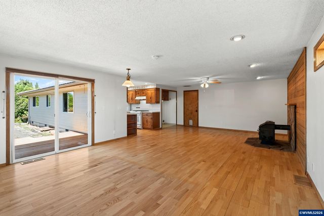 4512 Raintree Ct NE, Salem, OR 97305