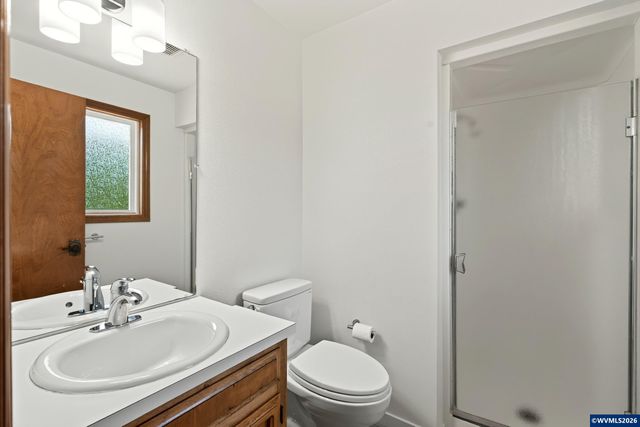 4512 Raintree Ct NE, Salem, OR 97305