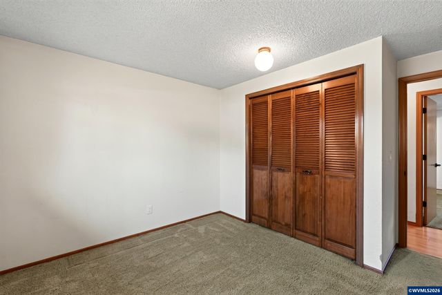 4512 Raintree Ct NE, Salem, OR 97305
