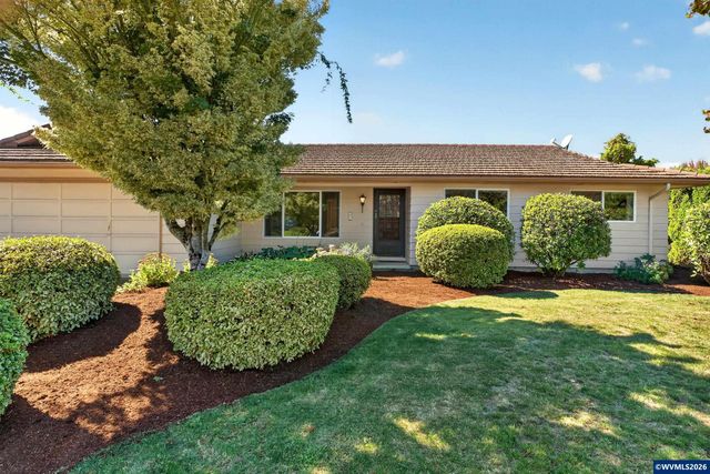 4512 Raintree Ct NE, Salem, OR 97305