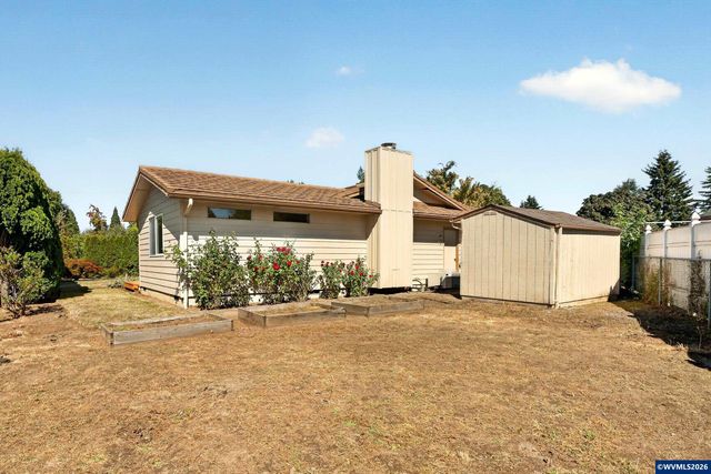4512 Raintree Ct NE, Salem, OR 97305