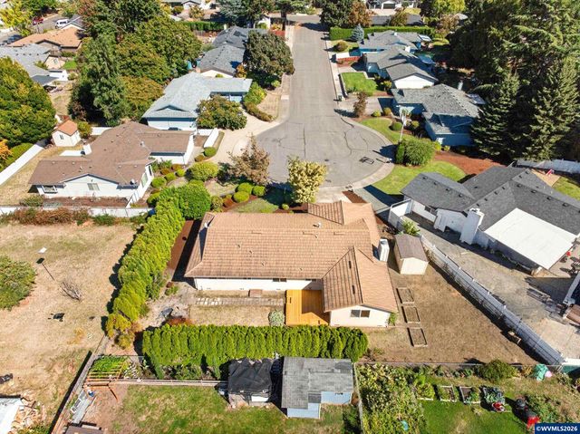4512 Raintree Ct NE, Salem, OR 97305