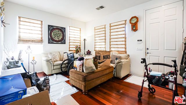 2919 Naples Drive, Oxnard, CA 93035