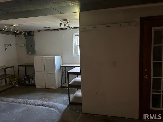 1423 E Dunstan Drive, Bloomington, IN 47401