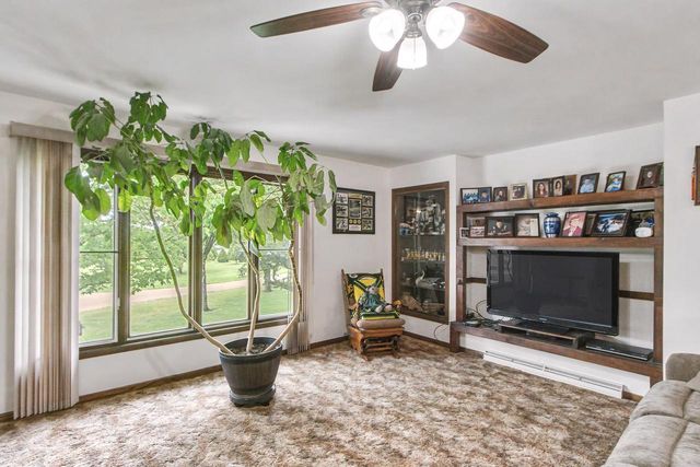 W8287 County Road P, Pardeeville, WI 53954