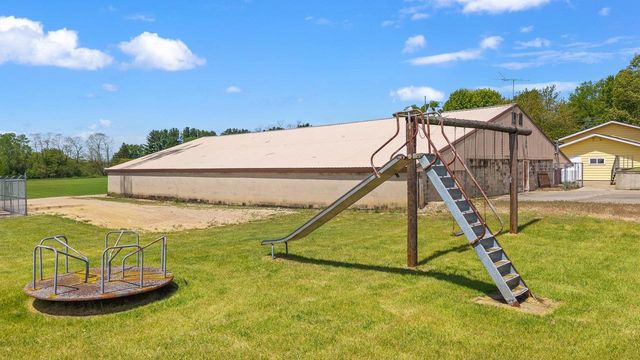 W8287 County Road P, Pardeeville, WI 53954
