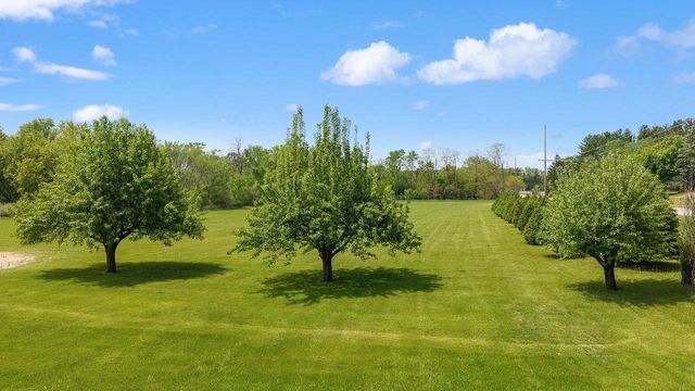 W8287 County Road P, Pardeeville, WI 53954
