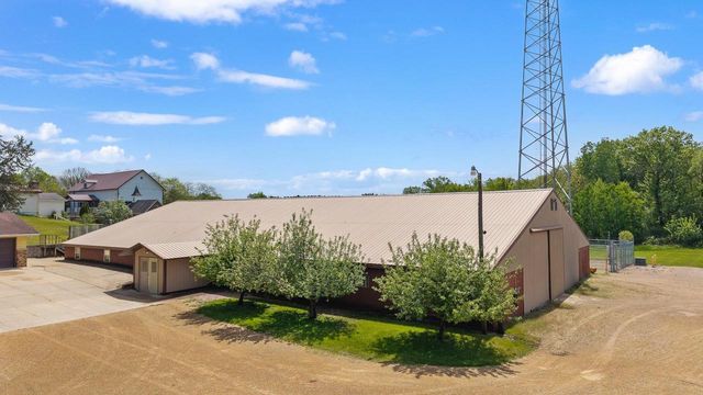 W8287 County Road P, Pardeeville, WI 53954