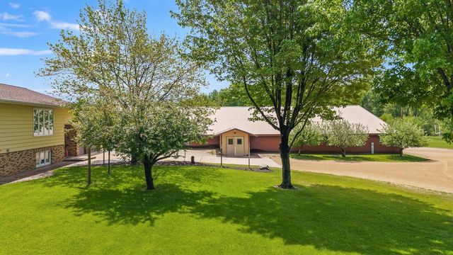 W8287 County Road P, Pardeeville, WI 53954