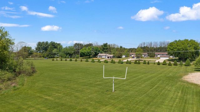 W8287 County Road P, Pardeeville, WI 53954
