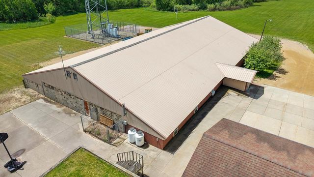 W8287 County Road P, Pardeeville, WI 53954