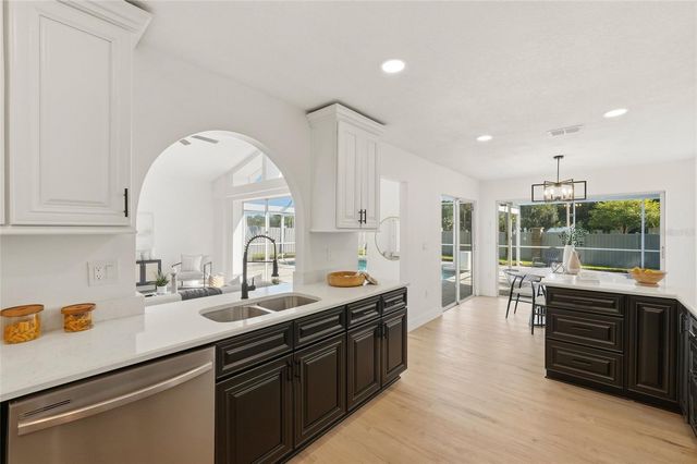 2831 JARVIS CIRCLE, Palm Harbor, FL 34683