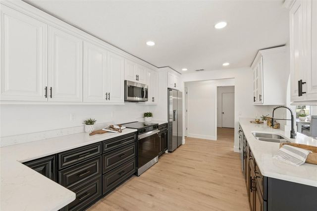 2831 JARVIS CIRCLE, Palm Harbor, FL 34683