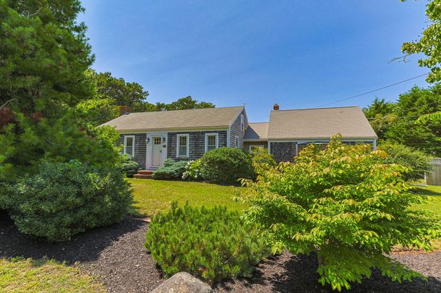 124 Pleasant Street, South Chatham, MA 02659