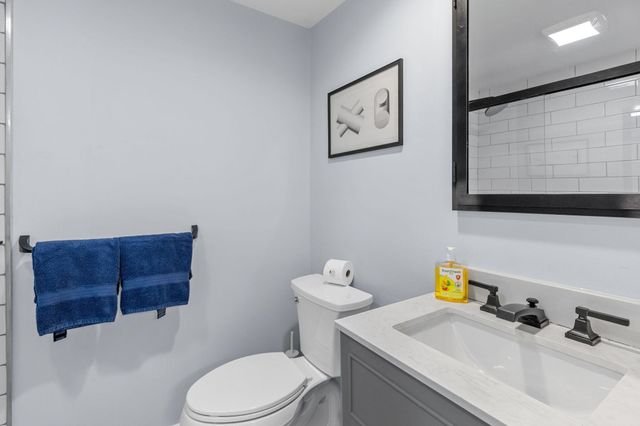 124 Pleasant Street, South Chatham, MA 02659